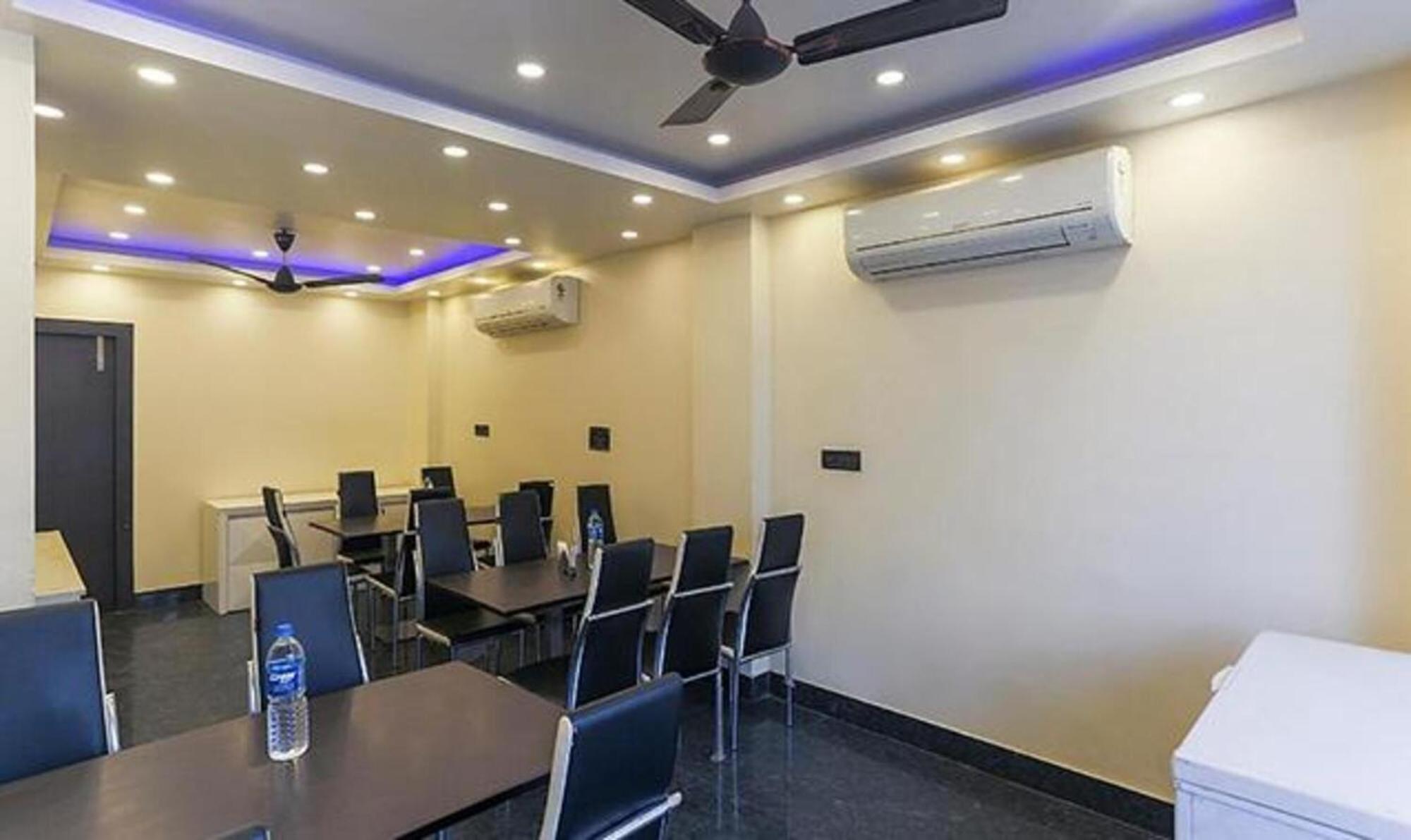 Fabhotel Aspiring Inn Jādabpur Exteriér fotografie